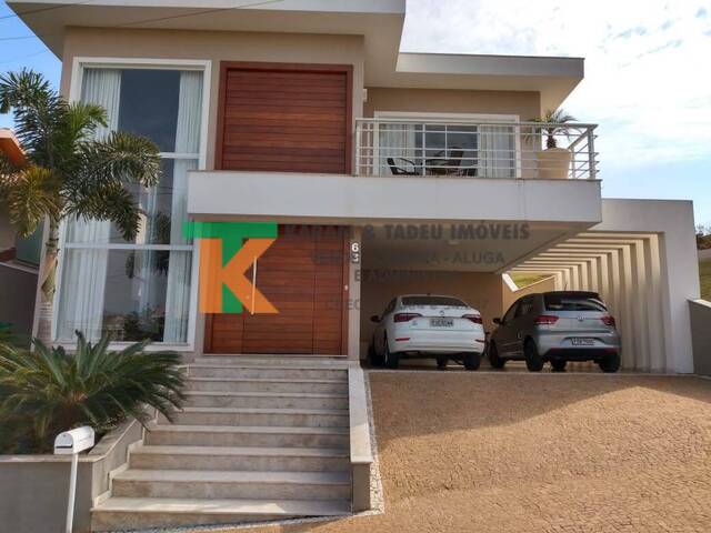 #C392 - Casa para Venda em Itatiba - SP - 1